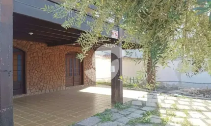 Casa com 4 quartos à venda na Rua Jornalista Ramiro Cruz, 54, Piratininga, Niterói