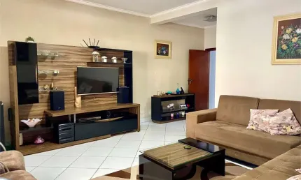 Casa com 3 quartos à venda na Rua Benedito Carlos de Souza, 69, Jabaquara, São Paulo