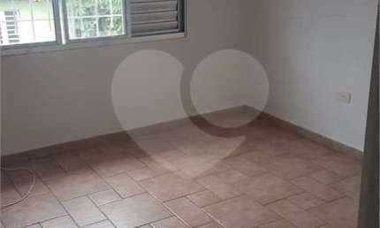 Vende Excelente Sobrado com 4 Dormitórios em Pirituba!!