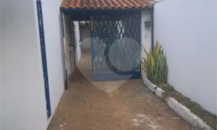 Casa á venda no Planalto Paulista com 100m² 2 dormitórios 1 suíte e 2 vagas