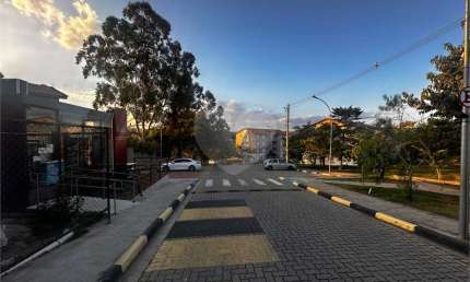 Apatamento de 2 quartos no Condomínio Reserva do Bosque