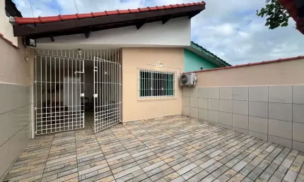 Casa térreaa venda em Peruibe - Stella Maris - Peruíbe/SP