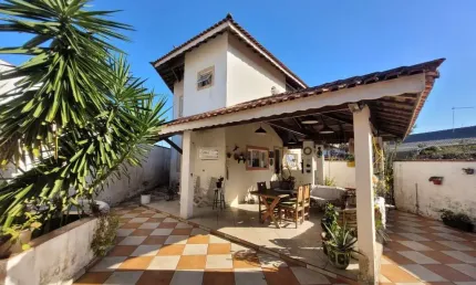 Casa com 3 quartos à venda na Rua Raimundo Fidencio, 665, Estância Balneária Maria Helena Novaes, Peruíbe