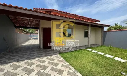 Casa com 2 Dormitórios e Área Gourmet a 500m da Praia