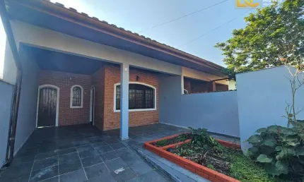 Casa com 2 dormitórios e edícula a venda-   arpoador - peruíbe/sp