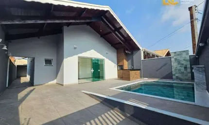 Casa térrea com píscina á 600m do mar- Oasis - Peruíbe/SP