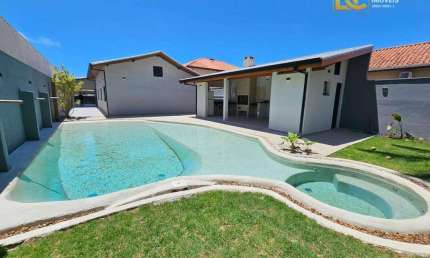 Casa térrea moderna com a primeira piscina de lago artificial em Peruíbe!! - Cidade Nova Peruibe - Peruíbe/SP