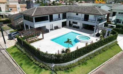 Sobrado com 4 dormitórios em Condominio à Venda - Bougainvillee II - Peruíbe/SP