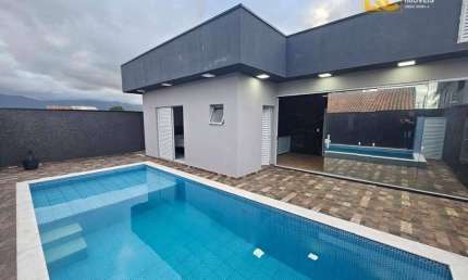 Casa térrea com piscina à venda - Flora Rica II - Peruíbe/SP