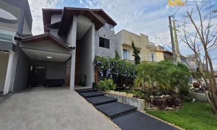 Sobrado Triplex em Condominio à Venda- Três Marias - Peruíbe/SP