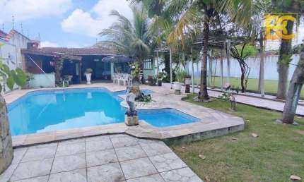 Casa térrea em 3 lotes á 300m do mar  - Josedy - Peruíbe/SP