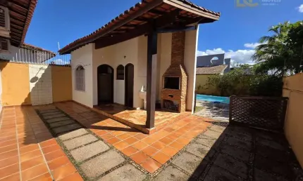 Casa à venda em Peruíbe em 2 Lotes com Piscina   - Estância São José - Peruíbe/SP
