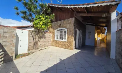 Casa térrea a 700m do mar  - stella maris - peruíbe/sp
