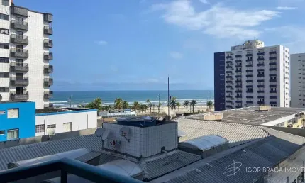 Belíssimo apartamento, à 200m do mar e área gourmet