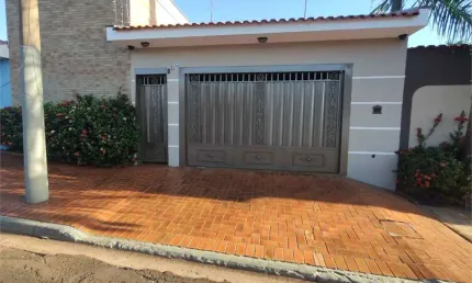 Casa com 4 quartos à venda na Waldemar Da Costa Teixeira, Planalto Verde, Ribeirão Preto
