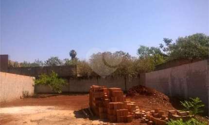 Terreno à venda na Rua Jirges Dieb Ristum, Jardim Itaú, Ribeirão Preto