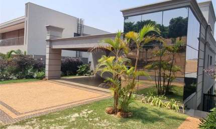 Condomínio com 4 quartos à venda em Residencial E Empresarial Alphaville - SP