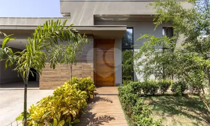 Casa térrea com 5 quartos à venda em Ribeirânia - SP