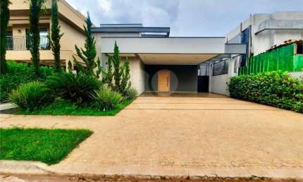 Condomínio com 3 quartos à venda em Vila Do Golf - SP