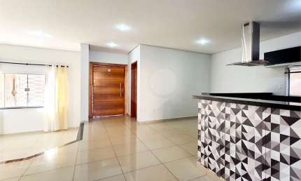Sobrado com 3 quartos à venda em Residencial Greenville - SP
