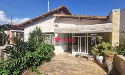 Casa Térrea Comercial ou Residencial a venda no Centro - Vinhedo/SP