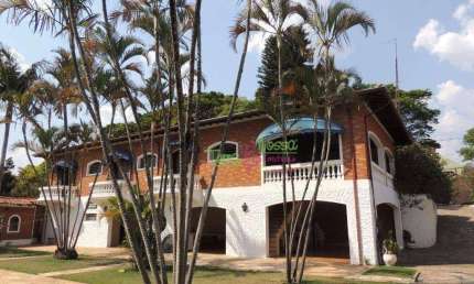 Mansão Térrea a venda em ótima localização em Vinhedo