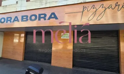 Casa comercial à venda no Centro, Pouso Alegre 