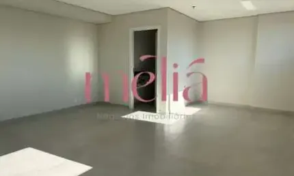 Sala comercial para alugar no Alberto de Barros Cobra, Pouso Alegre 