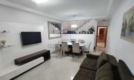Sobrado a venda com 3 quartos, quintal e churrasqueira no bairro do carrão