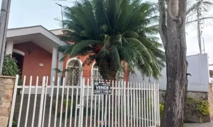 Casa   terrea  mooca    3 dormitorios     1 suite    sala  ampla   5 vagas