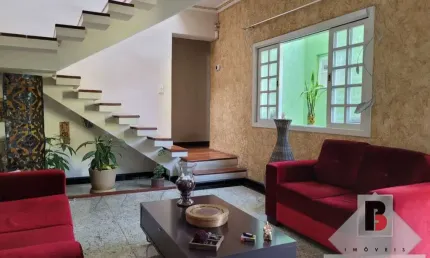 Venha morar na vila prudente, casa com piscina e quintal