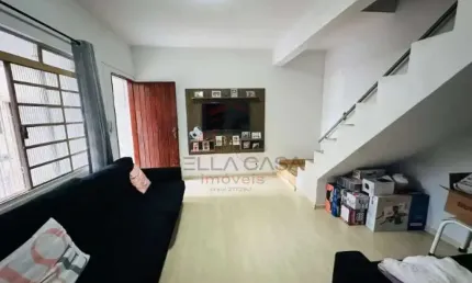 Casa de Vila à venda com 4 quartos e 1 vaga de garagem