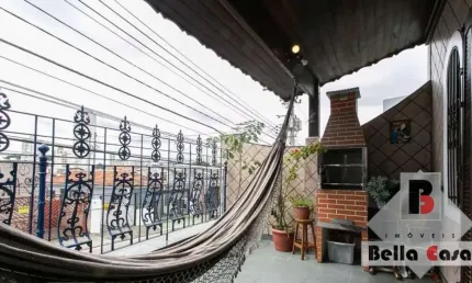 150 m² - 4 dormitórios, 1 suíte, 2 vagas, 3 banheiros, Varanda Gourmet.