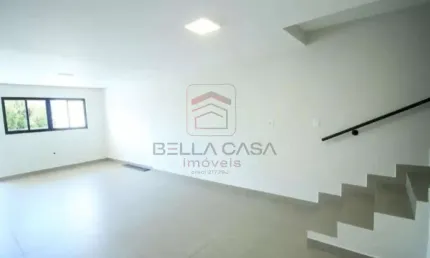 Sobrado a venda Mooca com 3 quartos, cozinha, quintal e 2 vaga de garagem