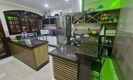 Casa Térrea - mobiliada- 250m² -  3 dormitorios - suite - terraço gourmet- 2 vagas