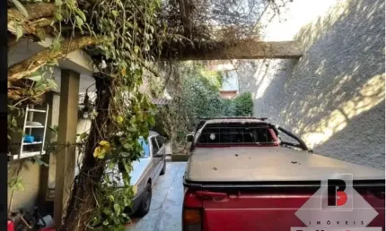 Sobrado na mooca a venda com quintal, espaço verde com área frutifera.