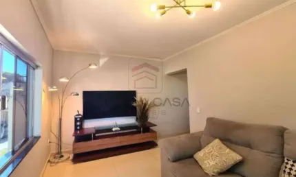 Casa assobradada com edícula próxima a av Vila Ema.