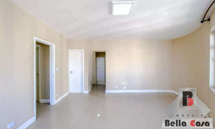 Apartamento á Venda  e Locação na Mooca, 02 Dormitórios, 01 vaga