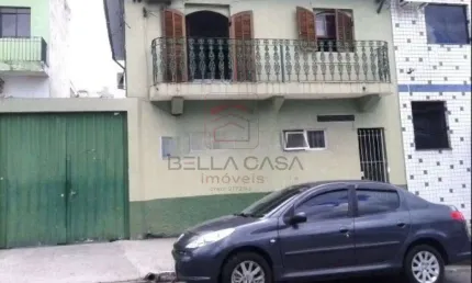 Galpão comercial á Venda na Mooca com 02 moradias em cima