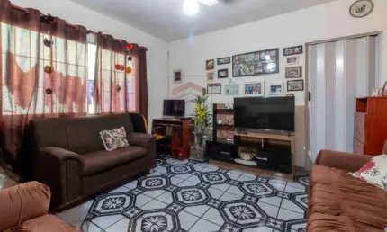 Casa terrea a venda proximo a Av. do Oratorio, 3 vagas e quintal