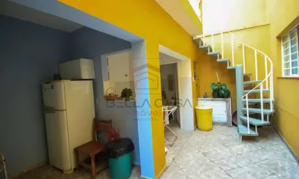 Sobrado na mooca de 139 m2 com 3 dormitórios, 1 vaga, quintal e churrasqueira