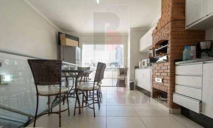 Casa de condomínio para venda tem 187 metros quadrados com 3 quartos