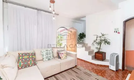Casa à venda com 170m², 3 quartos e 2 vagas ótima localização
