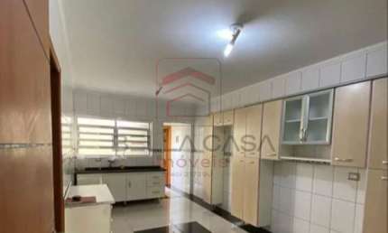 Casa Térrea à Venda na Mooca ? Conforto e Localização Privilegiada