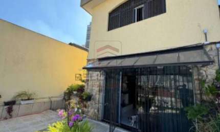 Sobrado à venda - Mooca  -  4 Quartos e 5 banheiros -  2 vagas