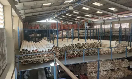 Galpão Venda - 2300 m² com estacionamento 10 vagas + 2 docas  abaixo do preço