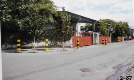 Excelente galpão/ Armazem  para locação no Parque Novo Mundo.