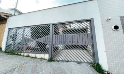 Casa terrea a venda no bairro da mooca com quinta, entrada lateral.