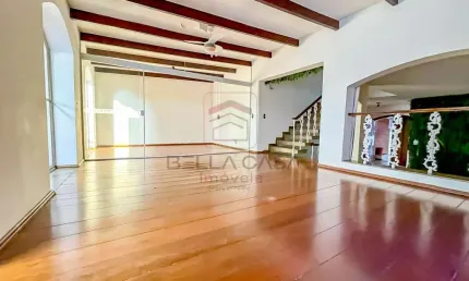 Sobrado a venda no bairro da mooca com 3 quartos e quintal