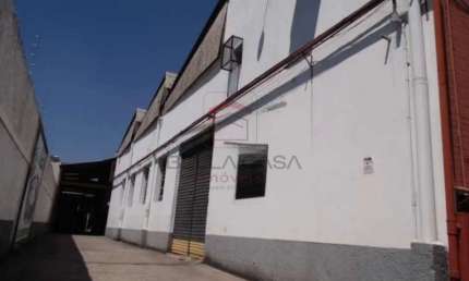 Galpão a venda ou Locação com 2650 metros na Zona Leste